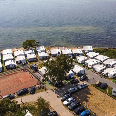 יאסטארניה Camping Molo Surf Spot מראה חיצוני תמונה