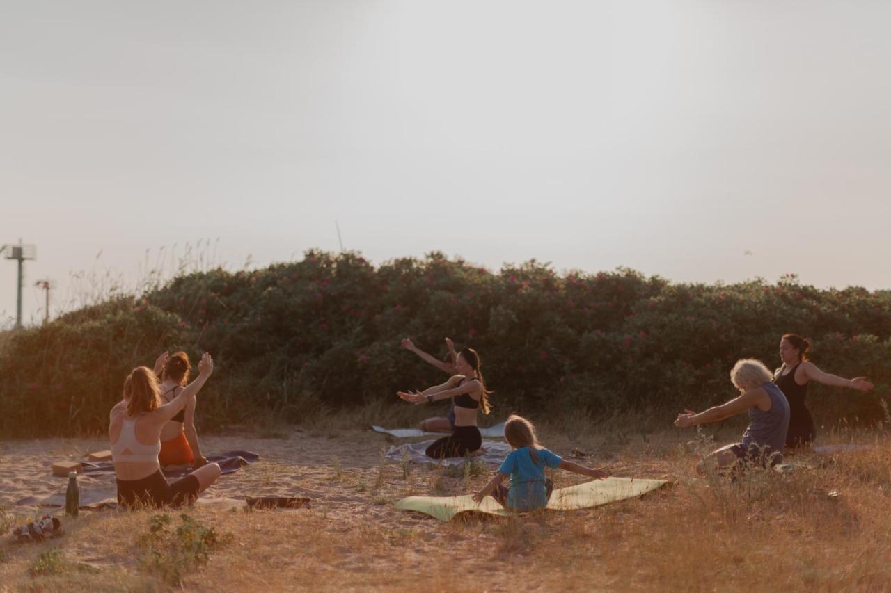 יאסטארניה Camping Molo Surf Spot מראה חיצוני תמונה