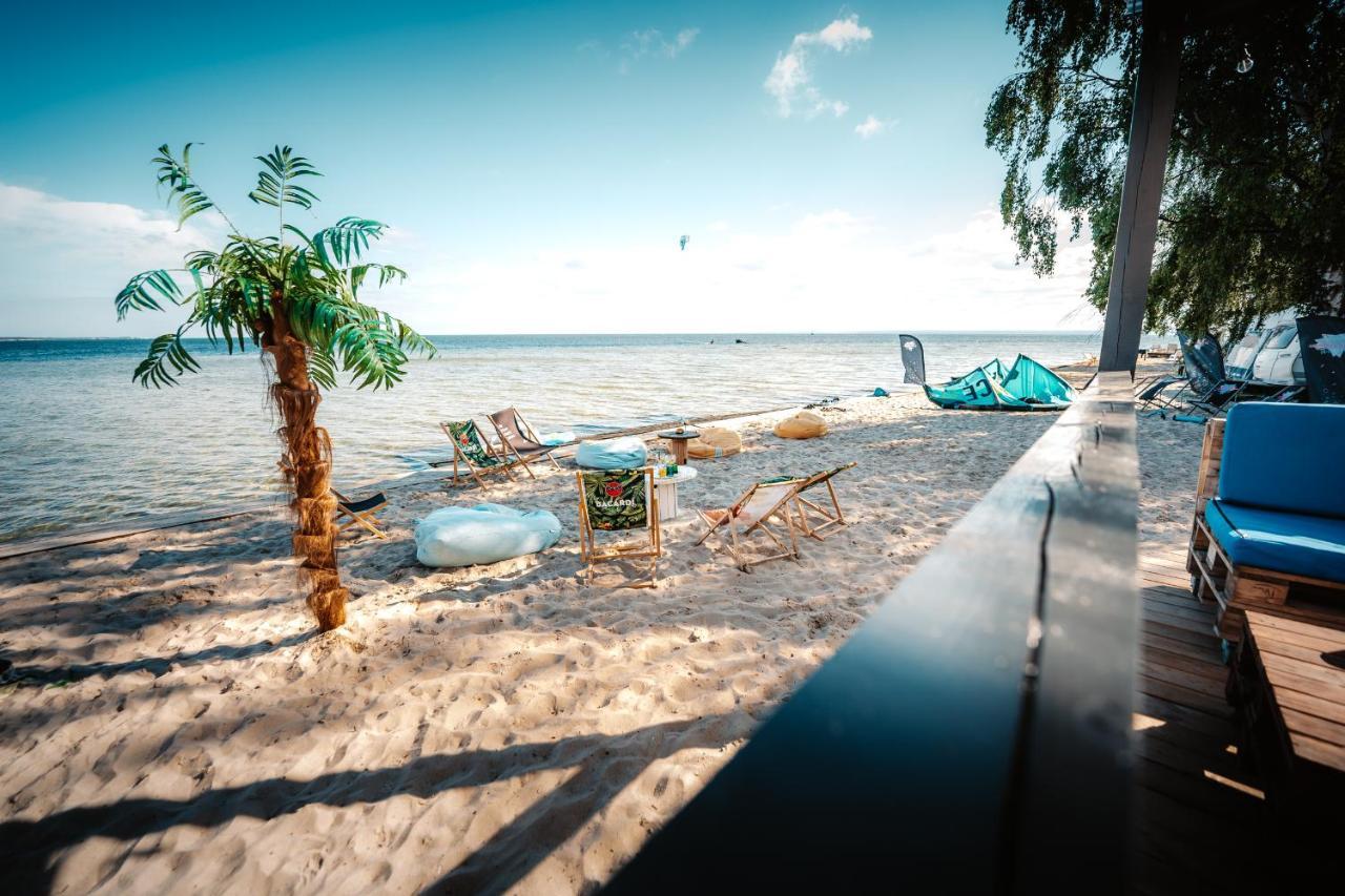 יאסטארניה Camping Molo Surf Spot מראה חיצוני תמונה